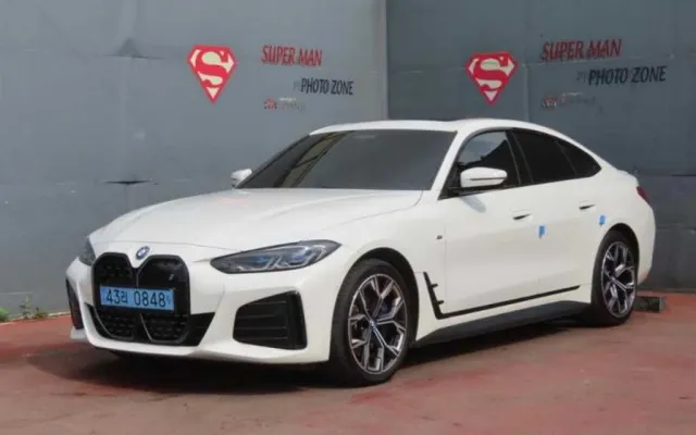 수원중고외제차 i4 eDrive 40 매물 사진 9 - 2023/02 99,600km